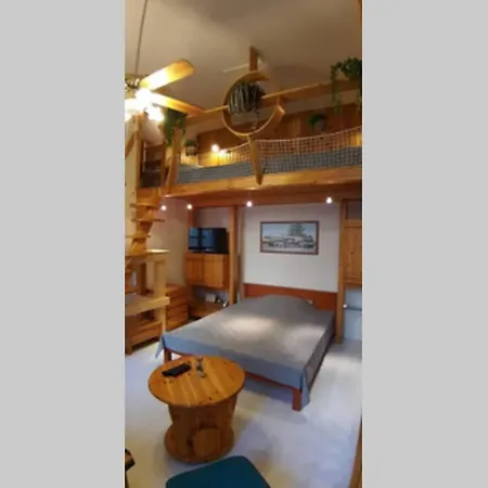 Little Cozy Апартаменты Мишкольц