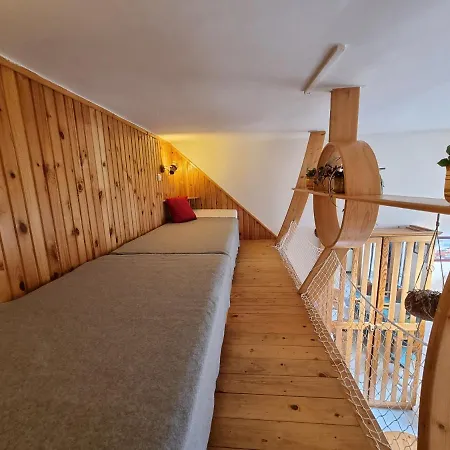 Little Cozy Апартаменты Мишкольц