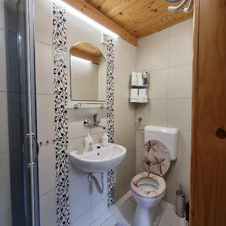 Апартаменты Little Cozy Мишкольц