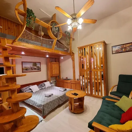 Little Cozy Апартаменты Мишкольц